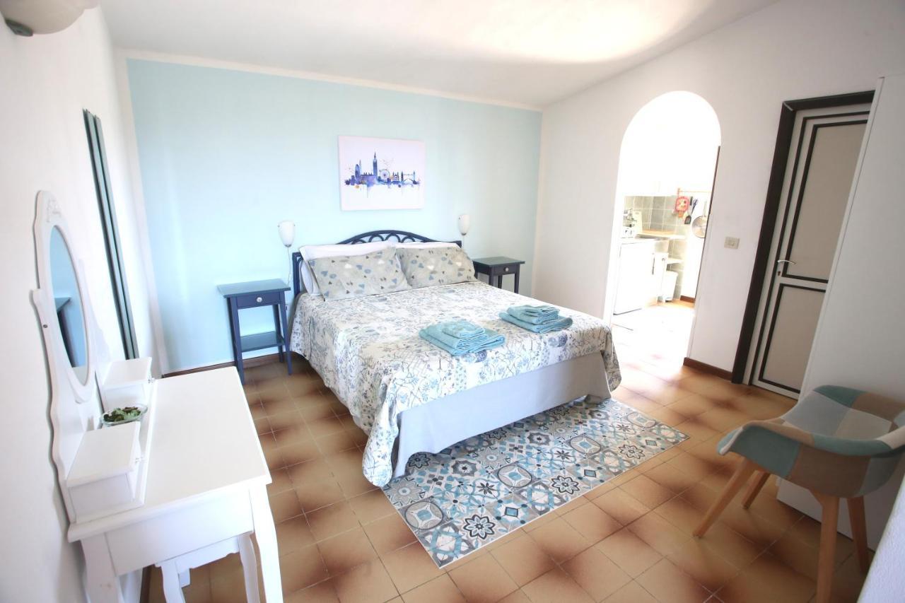 Ca' La Stella Sea-View Apartments Porto Azzurro Eksteriør bilde